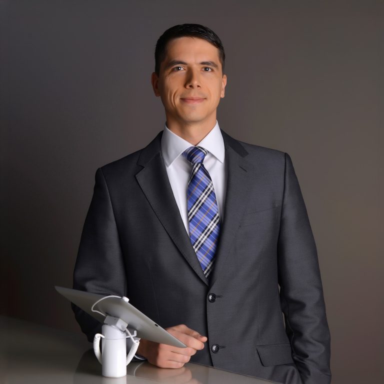 Illumina Solutions - vladimir makuc
